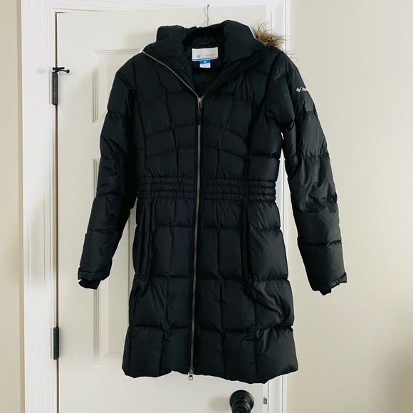 Columbia Jackets & Blazers - Columbia Black Puffer Coat with Fur Hood